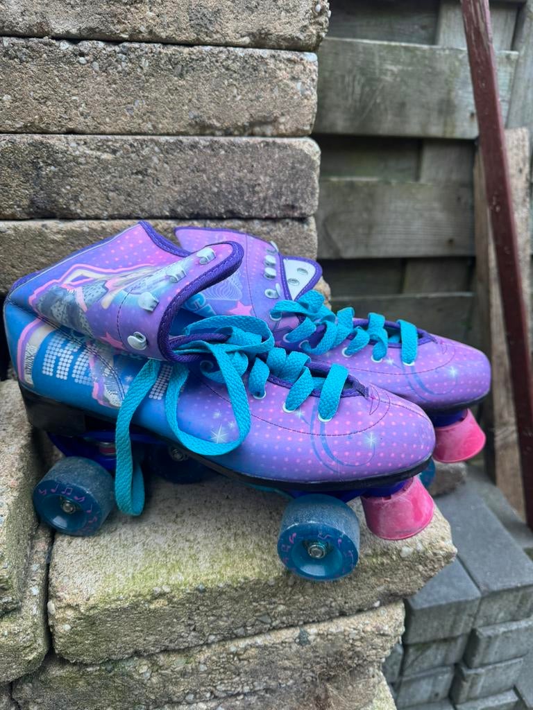 Hannah Montana rolschaatsen, Ophalen of Verzenden, Gebruikt
