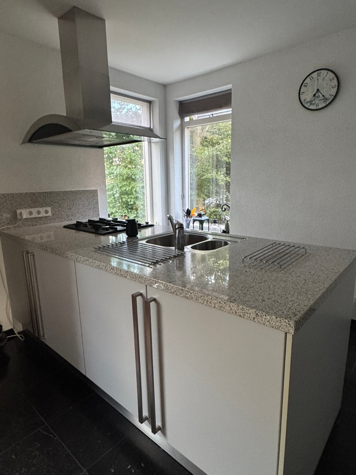 Keuken met kookeiland!, Huis en Inrichting, Ophalen, Overige typen, Graniet of Steen, Zo goed als nieuw