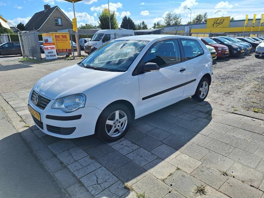 Volkswagen Polo 1.2 Easyline bouwjaar 2009, Auto's, Audi, Voorwielaandrijving, Stof, 74 pk, 31 €/maand