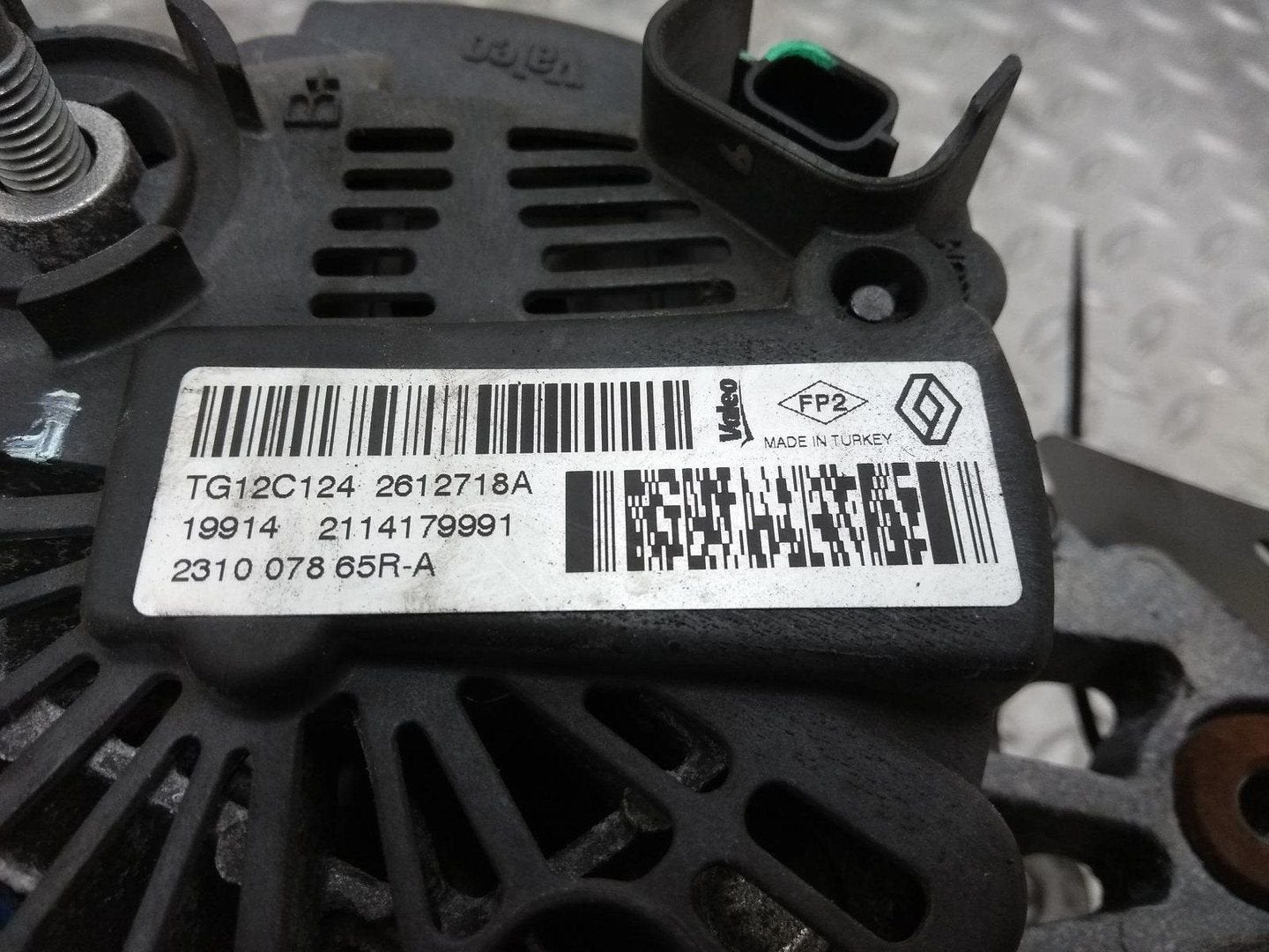 Foto 3 van RENAULT CLIO Clio IV Berline 5P (B98) BHAL DYNAMO 2014