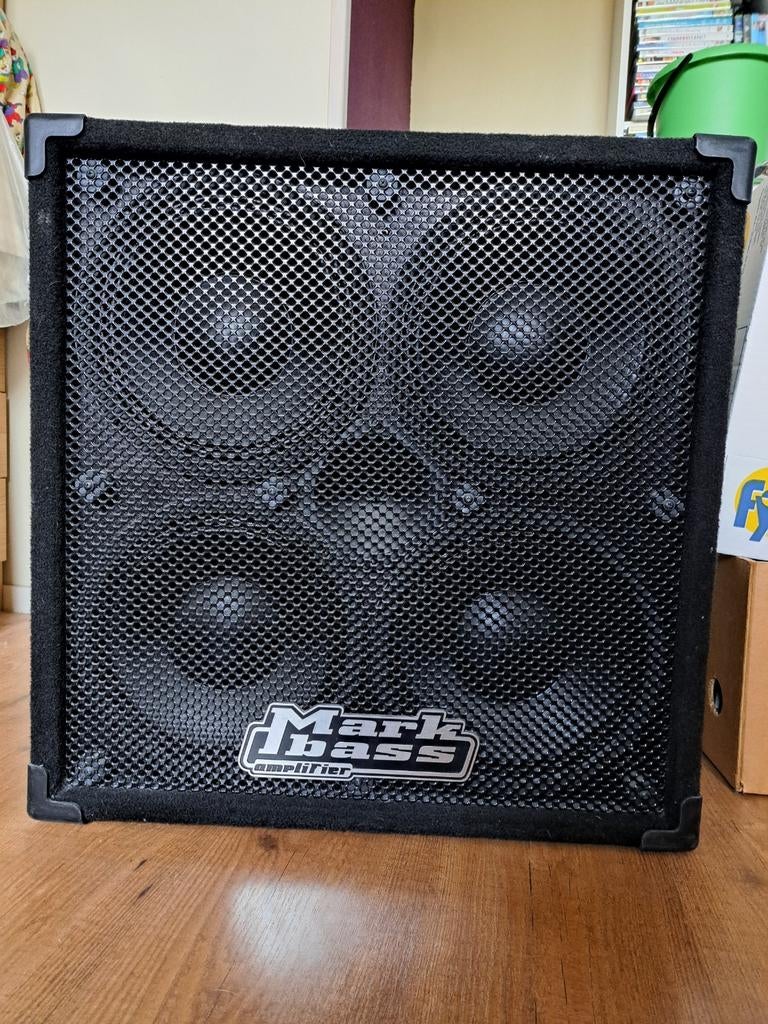 Markbass Traveler 104 800W Niet veel gebruikt, Muziek en Instrumenten, Ophalen, Zo goed als nieuw, 100 watt of meer