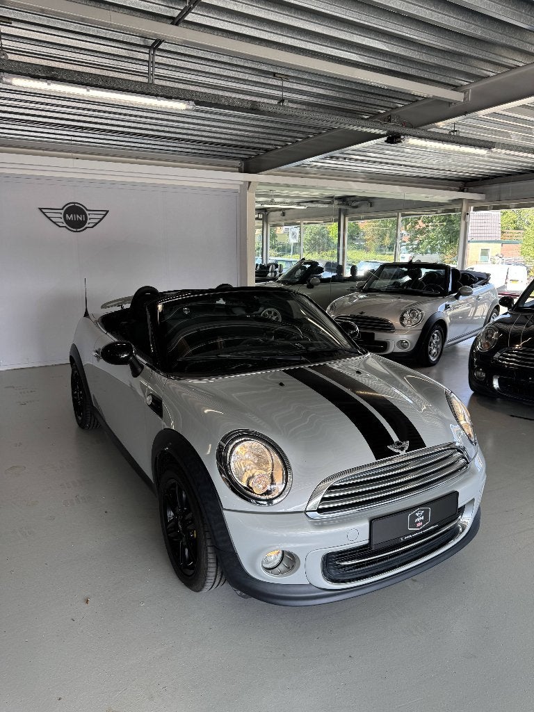 Foto 12 van Mini 1.6 Cooper Roadster 2012 Grijs ( 6 MAANDEN GARANTIE )