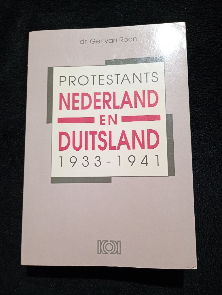 Ger van Room, Protestants Nederland en Duitsland 1933 - 1941, Ophalen of Verzenden, Gelezen