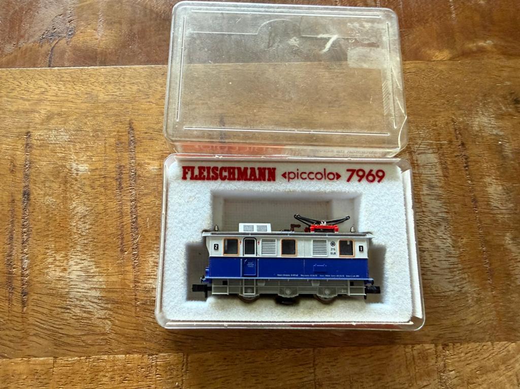 Fleischmann N piccolo 7969 locomotief railreiniger N spoor, Hobby en Vrije tijd, Modeltreinen | N-Spoor, Fleischmann, Ophalen of Verzenden
