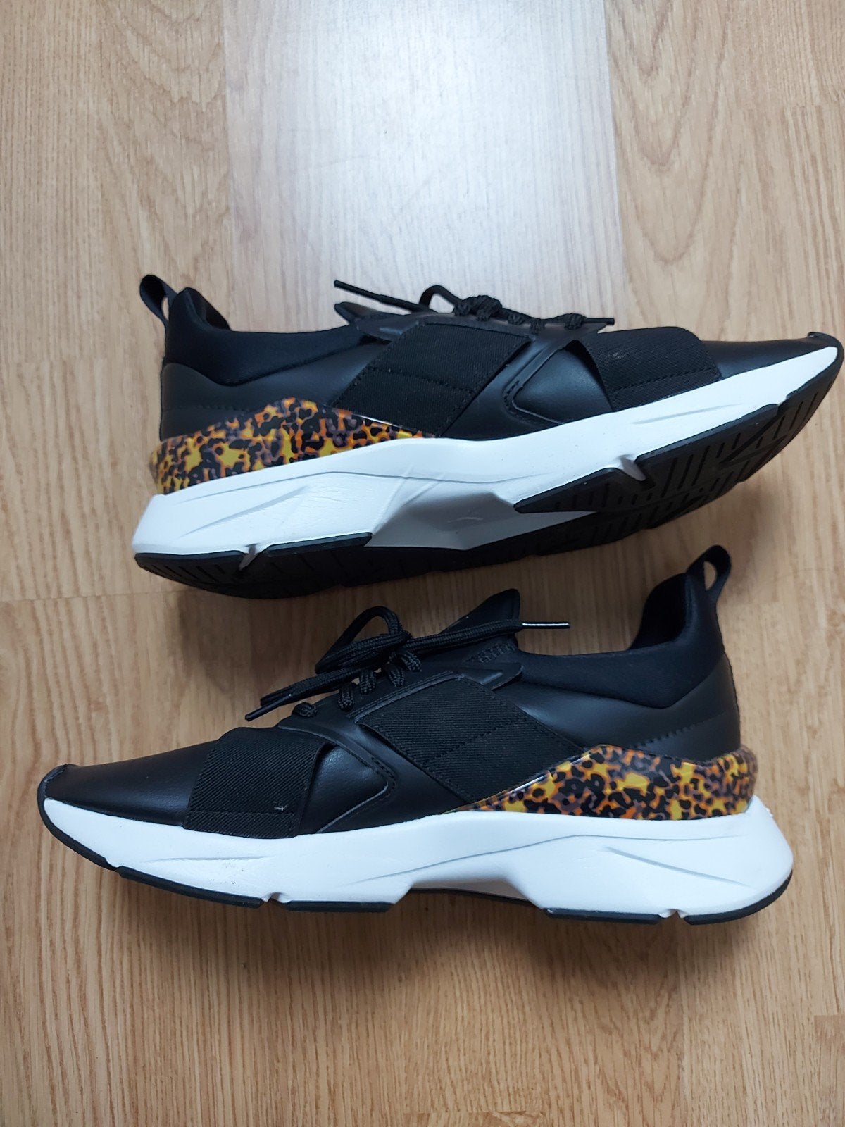 Puma sneakers, zwart met panter. Maat 42. NIEUW!
MUSE X5 Leo, Puma, Zwart, Nieuw, Ophalen of Verzenden