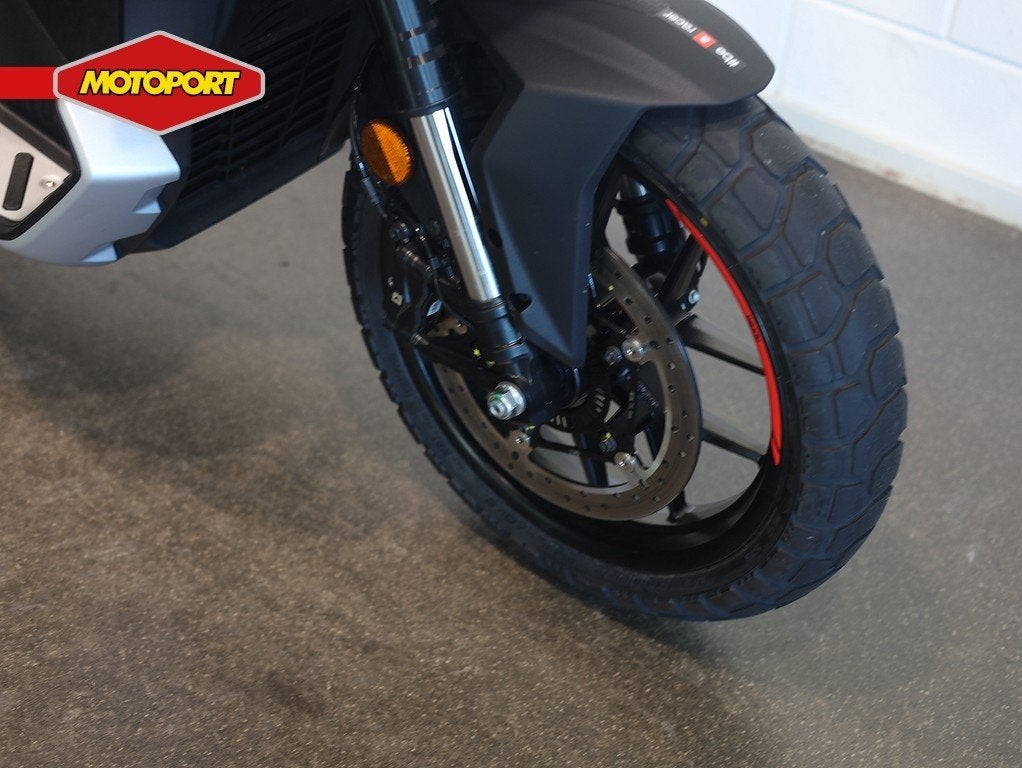 Aprilia SR GT 400 (bj 2026), Motoren, 400 cc, Piaggio & C .s.p.a., Viale Rinaldo Piaggio 25
56025  Pontedera, IT, Nieuw