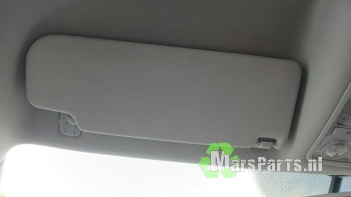 Zonneklep van een Volkswagen Golf, Gebruikt, -, Volkswagen, -
