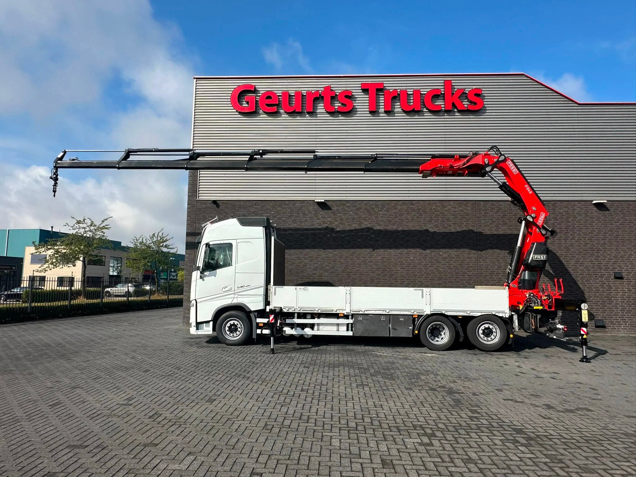 Volvo FH 540 6X2 BAKWAGEN + FASSI 545 RA.2.26 KRAAN/CRANE/KR, Automaat, Euro 6, Wit, Bedrijf