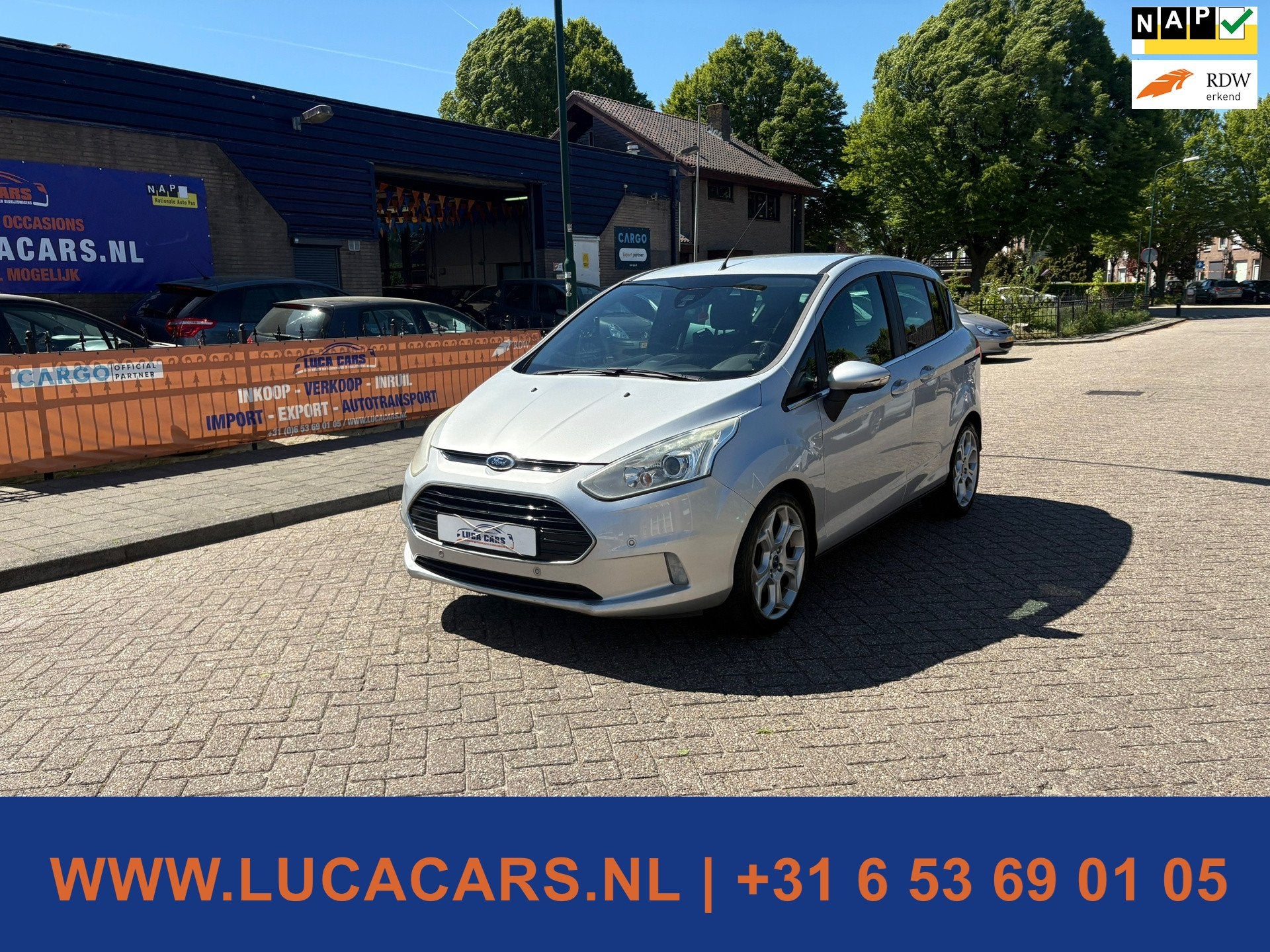 Ford B-Max 1.0 EcoBoost Titanium 2X SLEUTEL + BOEKJES!, Auto's, Voorwielaandrijving, Euro 5, Gebruikt, 750 kg