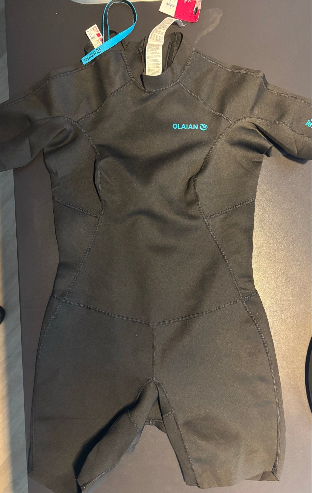 Wetsuit: Olaian Neopreen Top 1.5mm - Maat L - Nieuw mt label, Ophalen of Verzenden, Nieuw, Overige typen