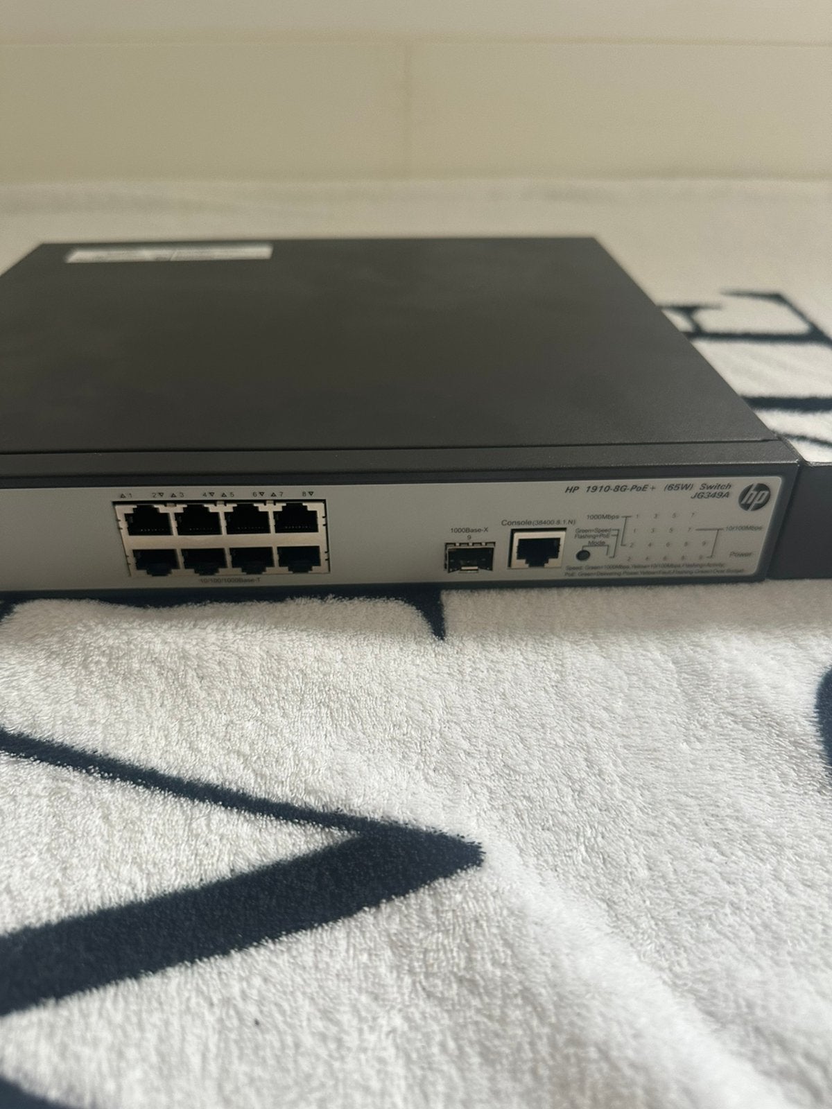 HP 1910-8G-PoE+ | JG349A | 8 Poorts PoE switch, Computers en Software, Netwerk switches, Verzenden, Zo goed als nieuw