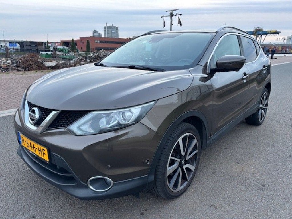 Nissan QASHQAI 1.2 Tekna, Auto's, Nissan, Automaat, Gebruikt, 4 cilinders, Bruin