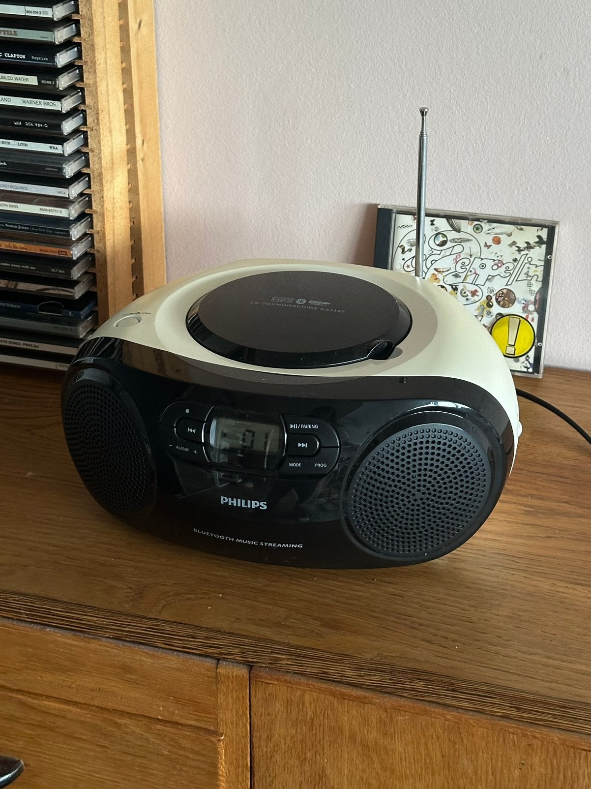 Philips Bluetooth CD Soundmachine AZ 330T, Ophalen of Verzenden, Gebruikt