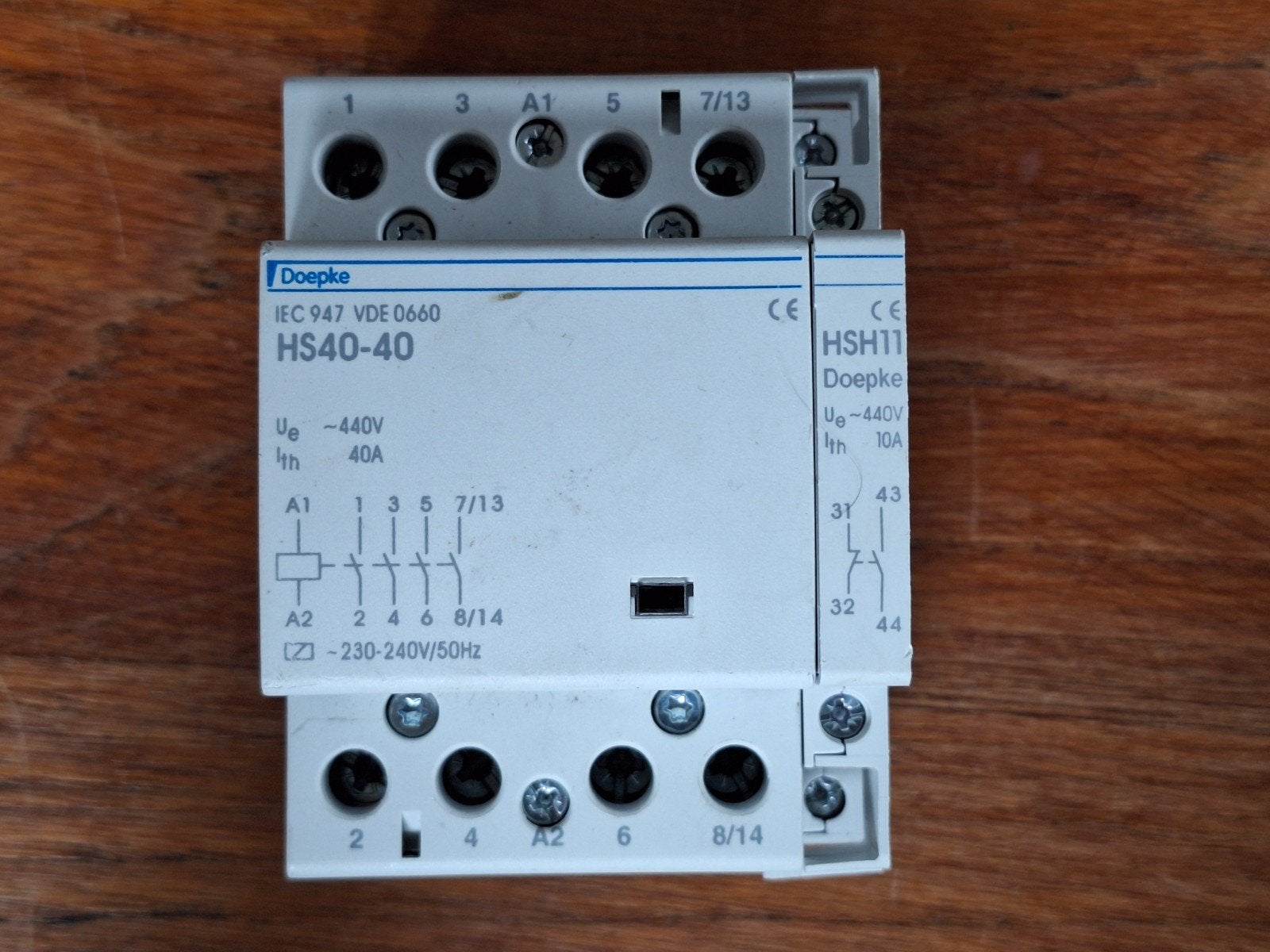 Doepke HS40-40 schakelaar / relais - 40 18. Spoel 230V., Ophalen of Verzenden, Gebruikt, Overige merken, Relais