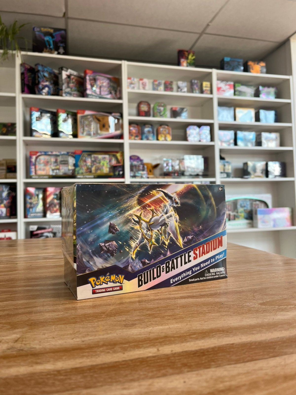 Pokémon Brilliant Stars Build & Battle Stadium, Ophalen of Verzenden, Nieuw