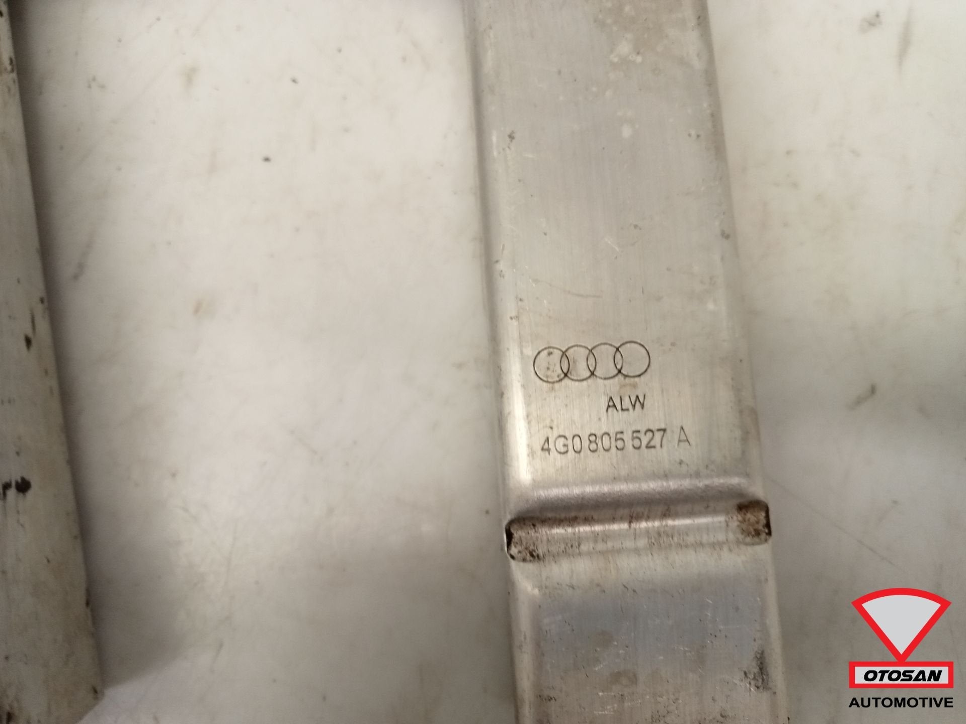 Audi RS6 RS7 4G C7 Radiateur Steun L+R 4G0805528A 4G0805527A, Gebruikt, AUDI AG, Auto-Union-Strasse 1
85045  Ingolstadt, DE, Kundenbetreuung@audi.de
