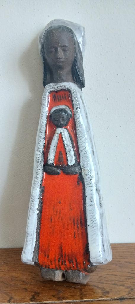 Muurhanger Madonna met Kind van geglazuurd keramiek, Ophalen of Verzenden