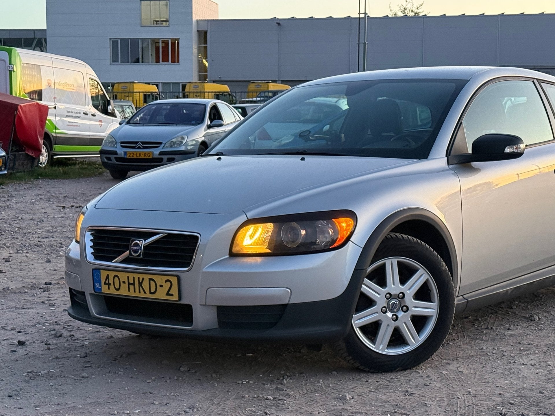 Volvo C30 1.6 Advantage/VOLLEDIG ONDERHOUD/ VELGEN, Auto's, Voorwielaandrijving, 1596 cc, 101 pk, Gebruikt