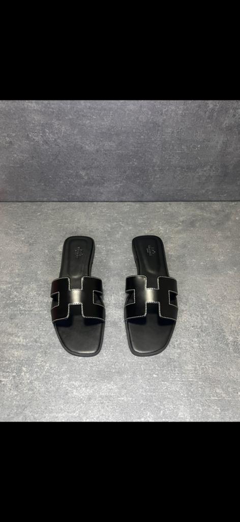 Hermes | Slippers | Meerdere Kleuren | Oran |, Ophalen of Verzenden, Nieuw, Zwart, Slippers