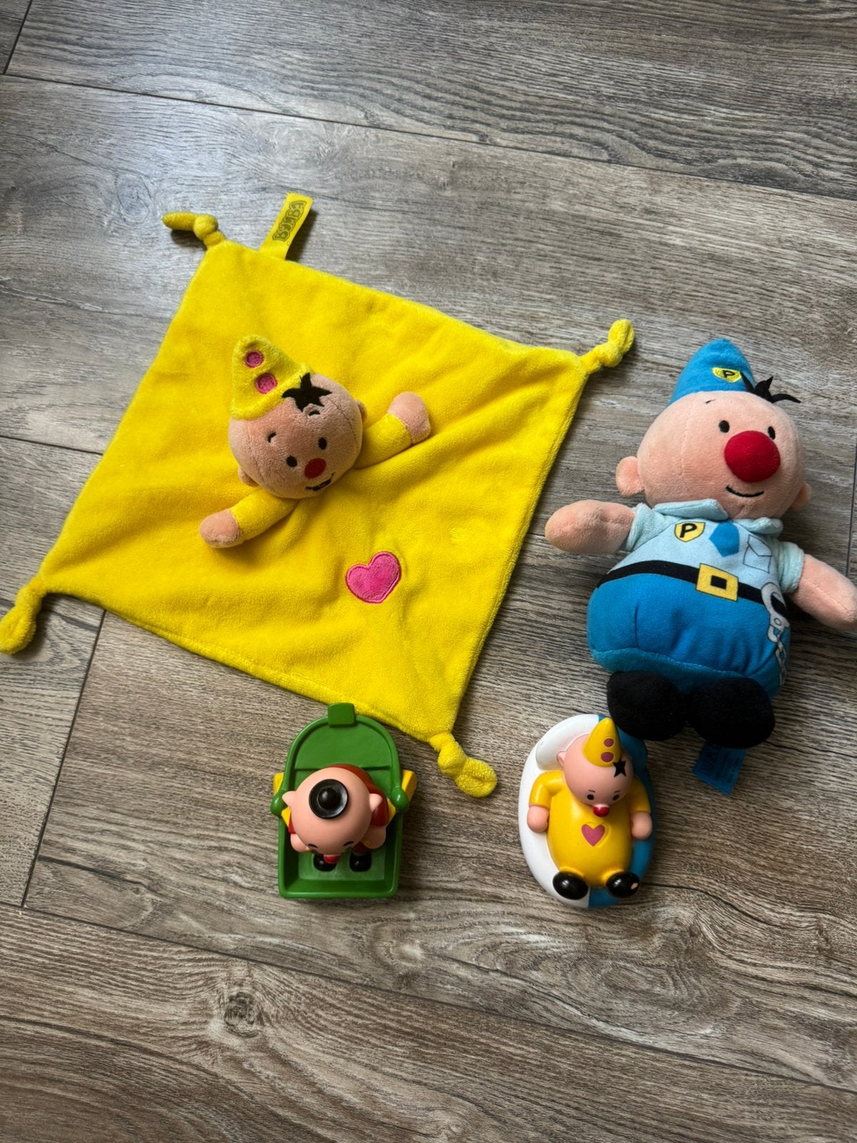 Bumba set - knuffeldoekje, knuffel en 2 badspeeltjes, Ophalen of Verzenden, Zo goed als nieuw