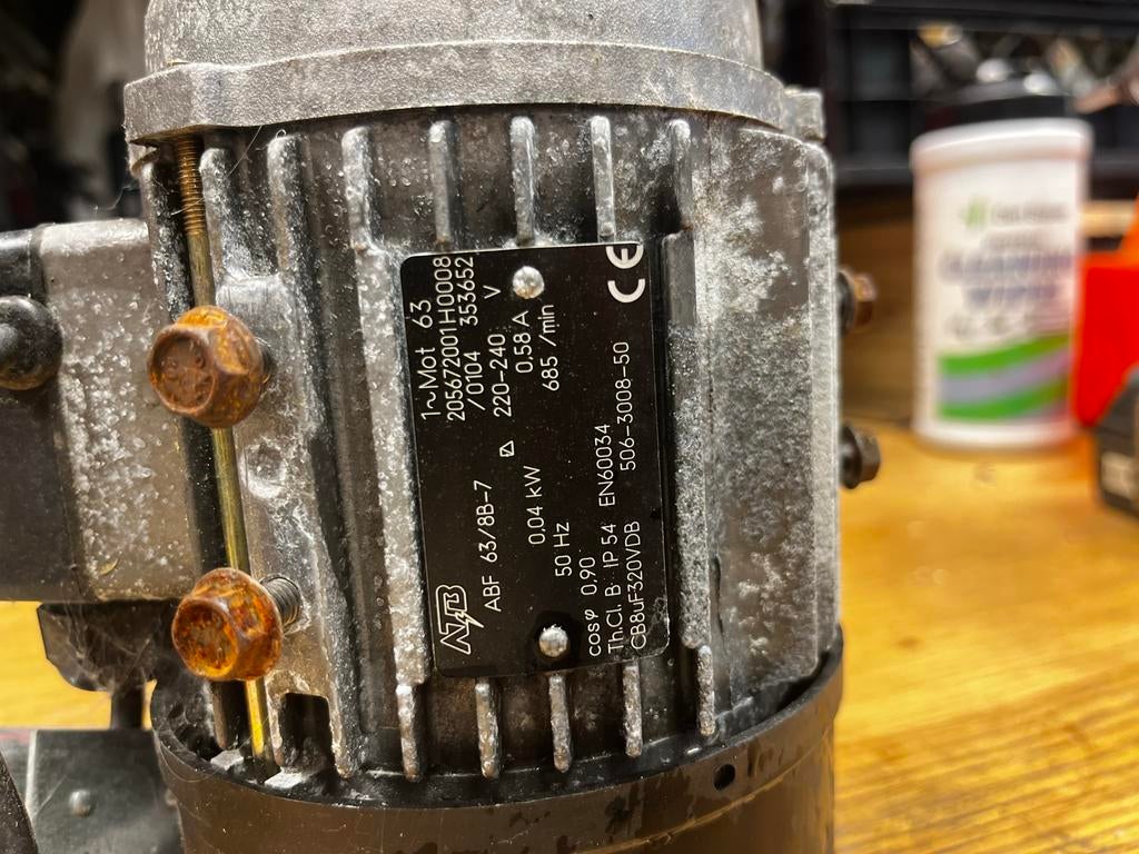 Elektromotor 230V 0,04 kW, Ophalen, Gebruikt, Elektromotor, Minder dan 1400 rpm