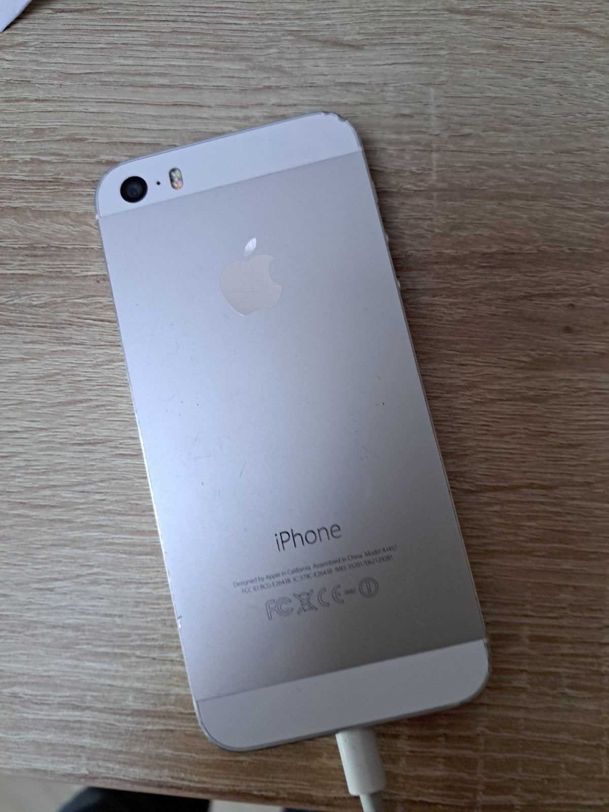 iPhone 5S - Zilver - werkend, Telecommunicatie, Gebruikt, 16 GB, Ophalen of Verzenden, Zonder abonnement