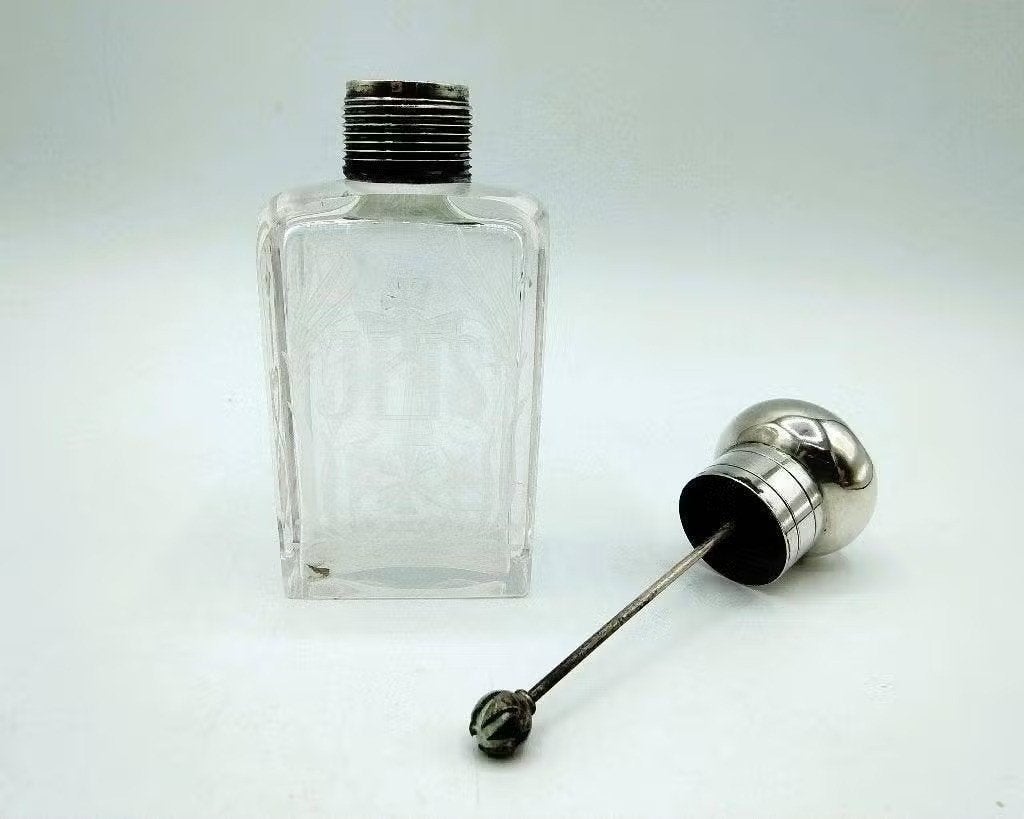 Holy water flesje met zilveren dop, Praag, 19e eeuws, Antiek en Kunst, Verzenden