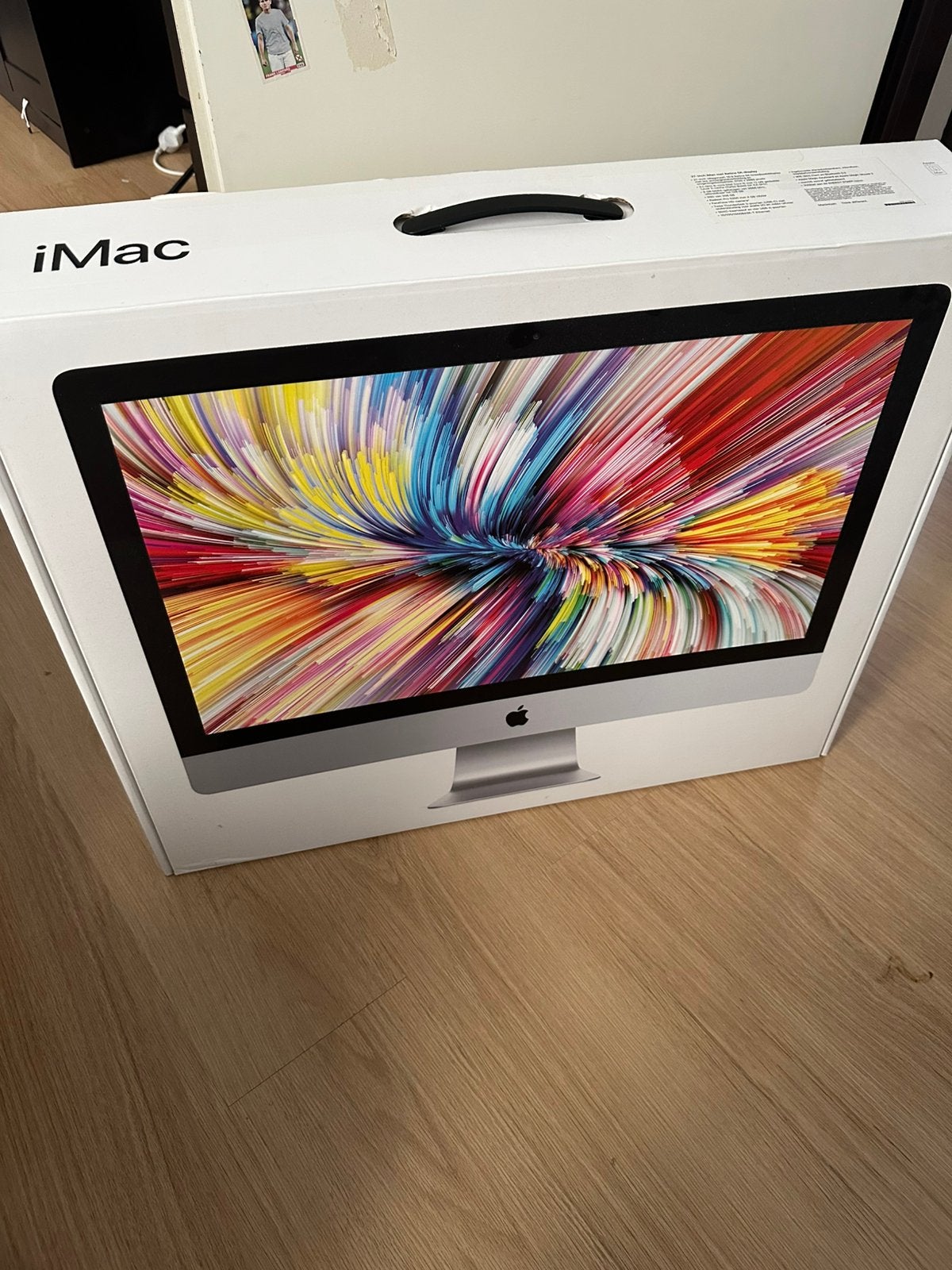 iMac 27” 5K 2020 + Magic Keyboard, SSD, IMac, Ophalen of Verzenden, Zo goed als nieuw