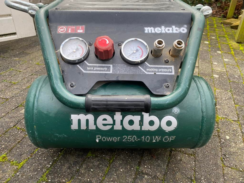Metabo Compressor - Krachtige luchtcompressor, Doe-het-zelf en Verbouw, Compressors, Ophalen, Gebruikt, 6 tot 10 bar, Minder dan 200 liter/min