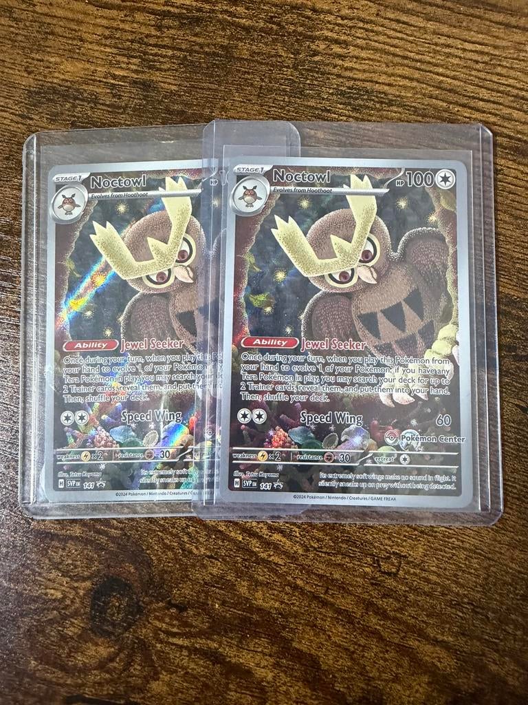 2x Noctowl Pokemon Center Sealed, Ophalen of Verzenden, Zo goed als nieuw