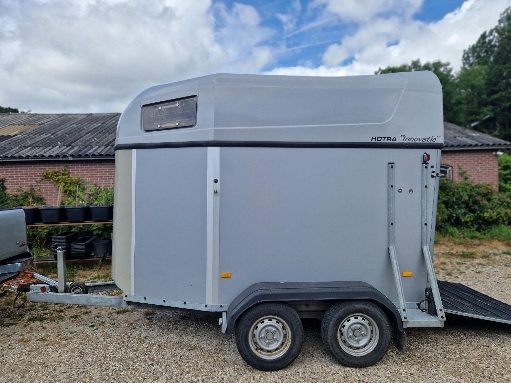 Hotra 2 paards trailer "Innovatie", Ophalen, Gebruikt, Overige materialen, 2-paards trailer