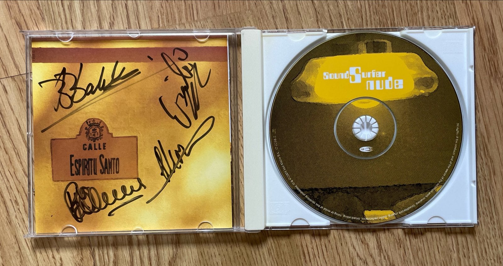 SoundSurfer - Nude  gesigneerde CD Bökkers, Rock, Ophalen of Verzenden, Zo goed als nieuw, Gesigneerd