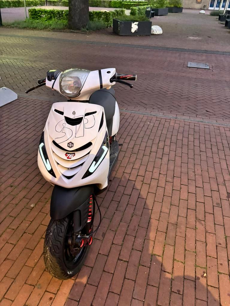Zip 70mhr, Ophalen of Verzenden, Zo goed als nieuw, Benzine, Zip