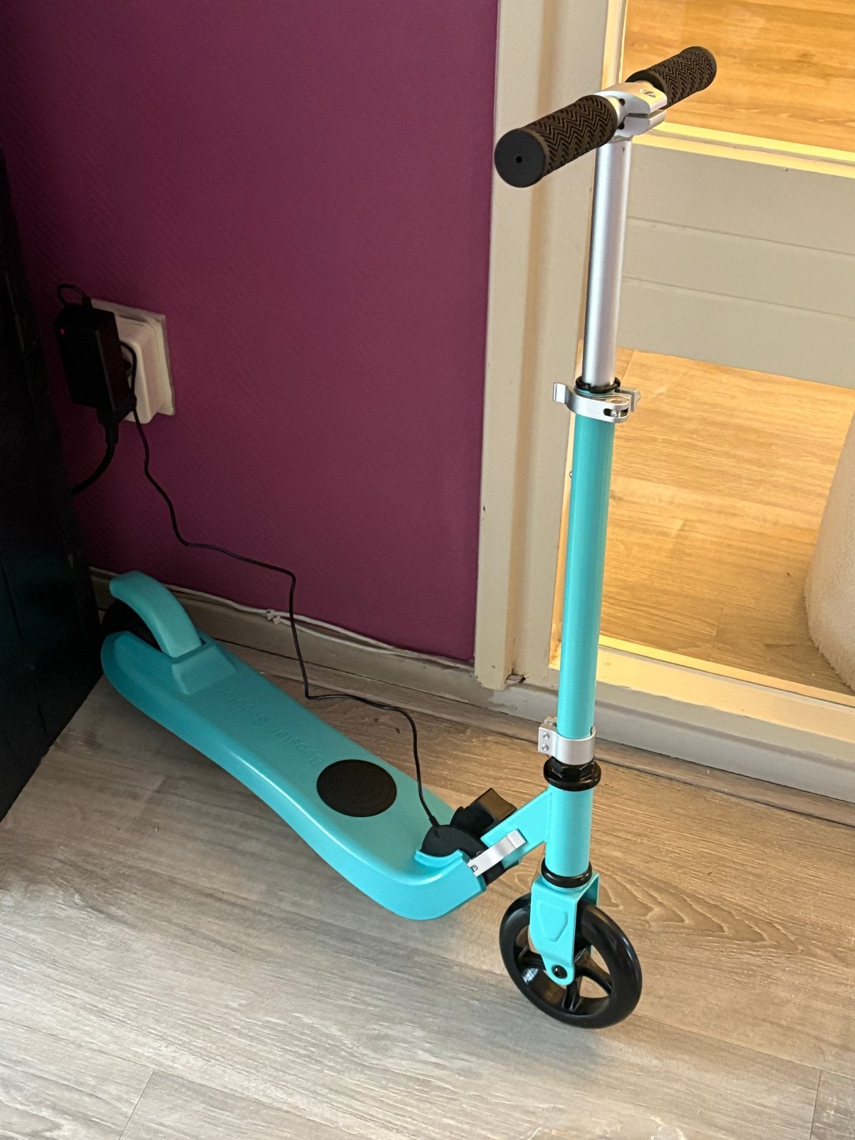 Nieuwe elektrische step met piepprobleem, Ophalen, Nieuw, Elektrische step (E-scooter)