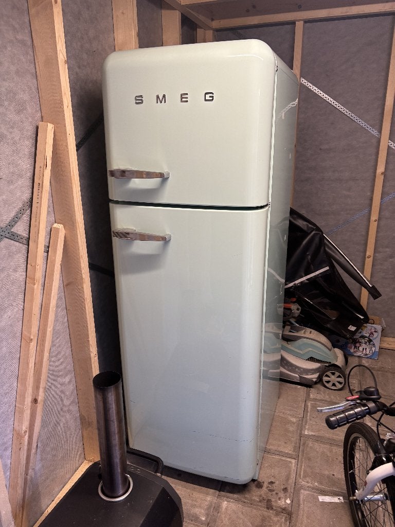 SMEG Koelkast (let op onderdeel kapot), Ophalen, 200 liter of meer, 160 cm of meer, Niet werkend