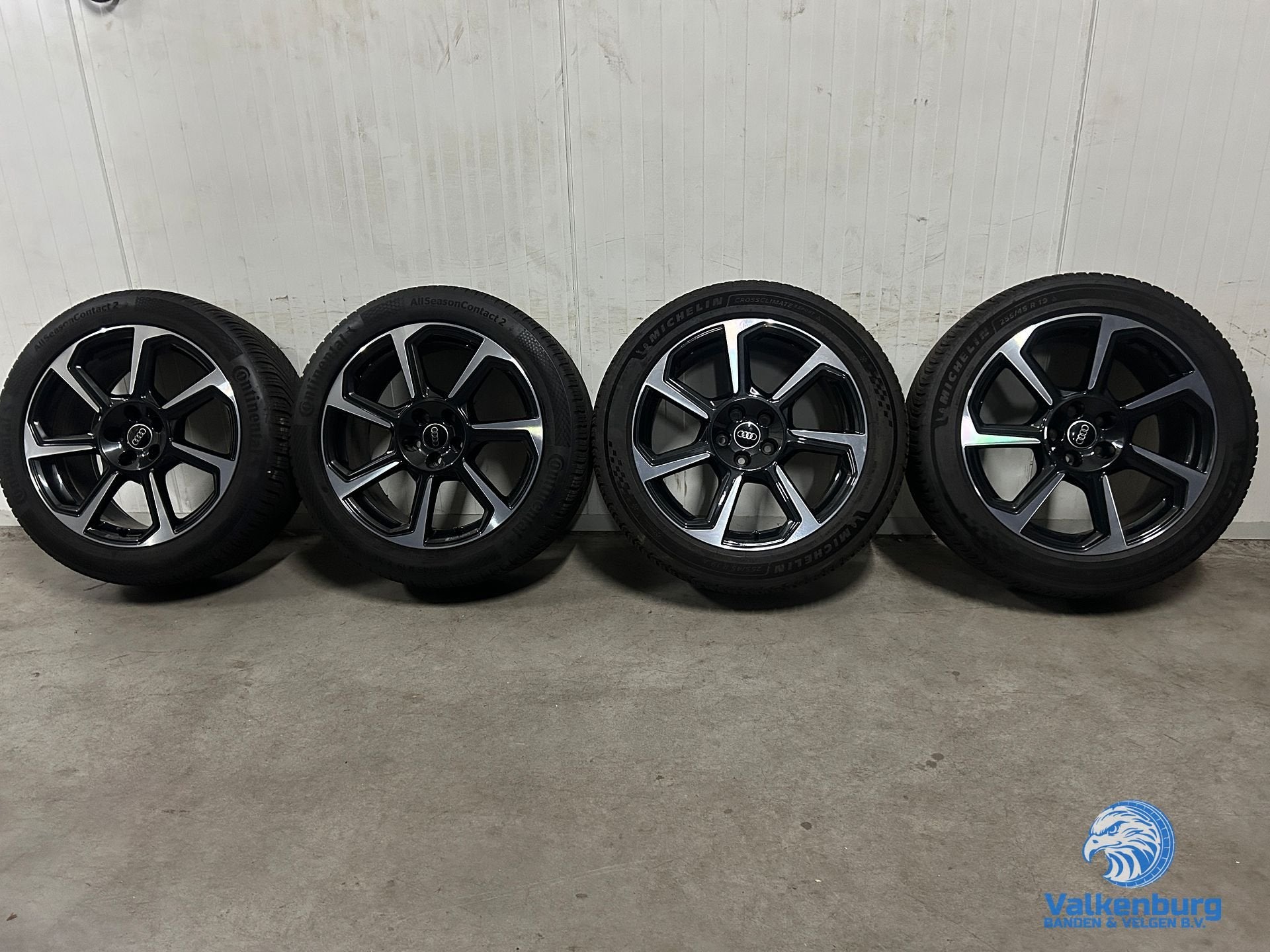 5-6mm! Originele Audi Q3 SQ3 F3 83A Audi Sport 19 inch zwart, Auto-onderdelen, 19 inch, Gebruikt, 255 mm, -