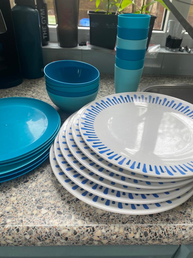Kampeerservies, Ophalen, Zo goed als nieuw