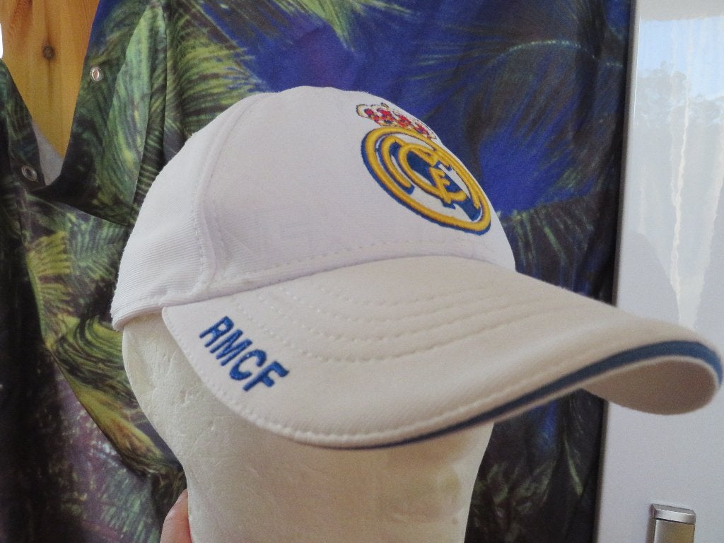 witte cap / pet RMCF real madrid, Ophalen of Verzenden, Gedragen, Real madrid
