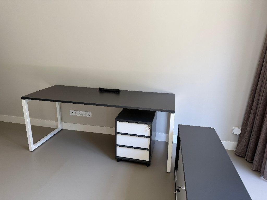 Complete bureau en kantoorset Nova – One Stop Office Shop, Huis en Inrichting, Ophalen, Gebruikt, 180 cm, 70 cm