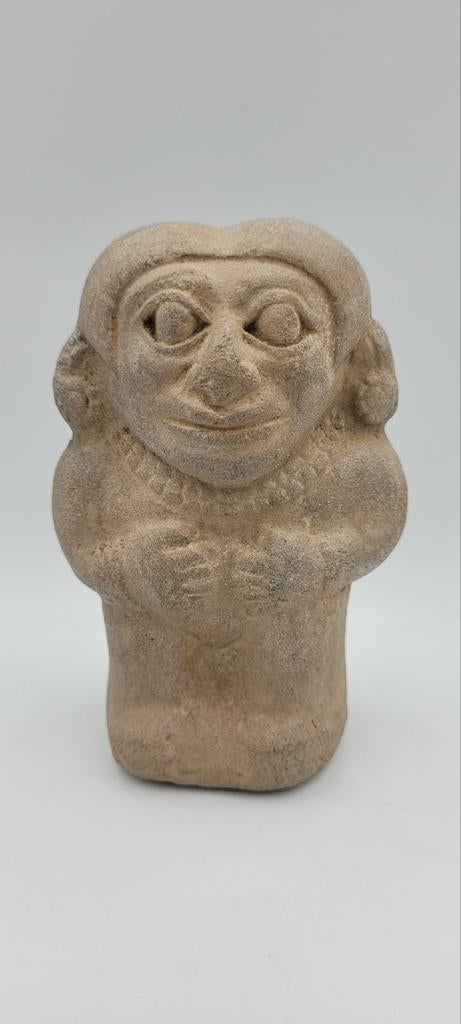 Pre columbian moche 1 rattle fugurine, Ophalen