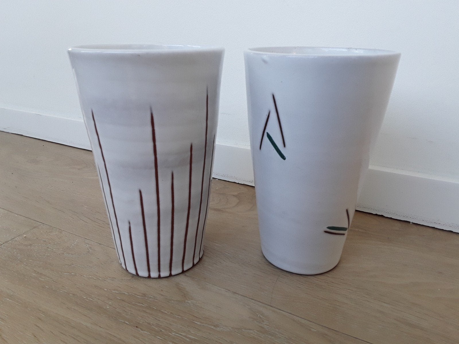 Vintage aardewerken vazen Potterie Haemstede, 17cm, prijs p., Wit, Natuurlijk materiaal, Ophalen of Verzenden, Zo goed als nieuw