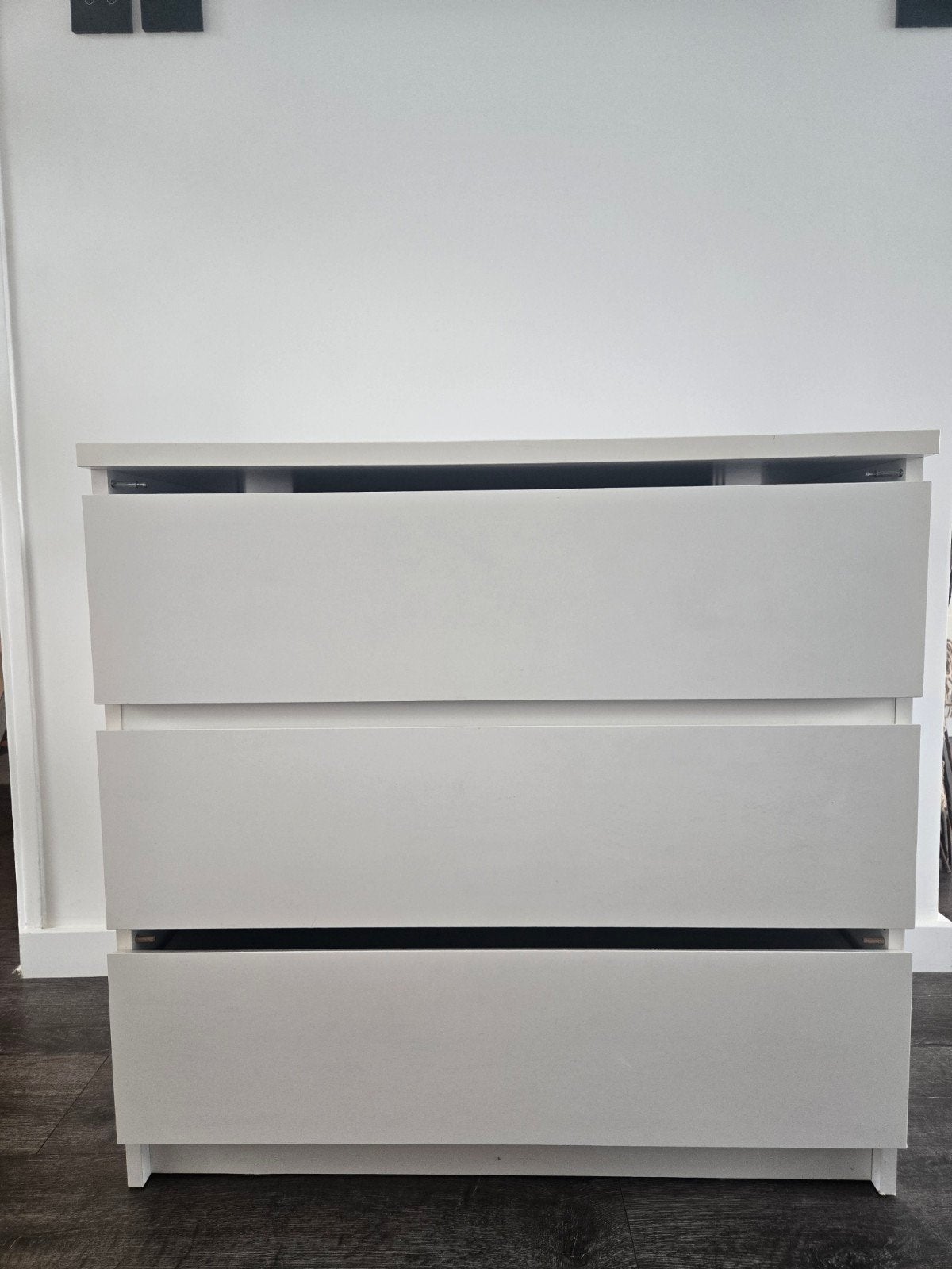 Ikea Malm Witte ladekast met 3 laden, Huis en Inrichting, Ophalen, Gebruikt, 100 tot 150 cm, 50 tot 100 cm