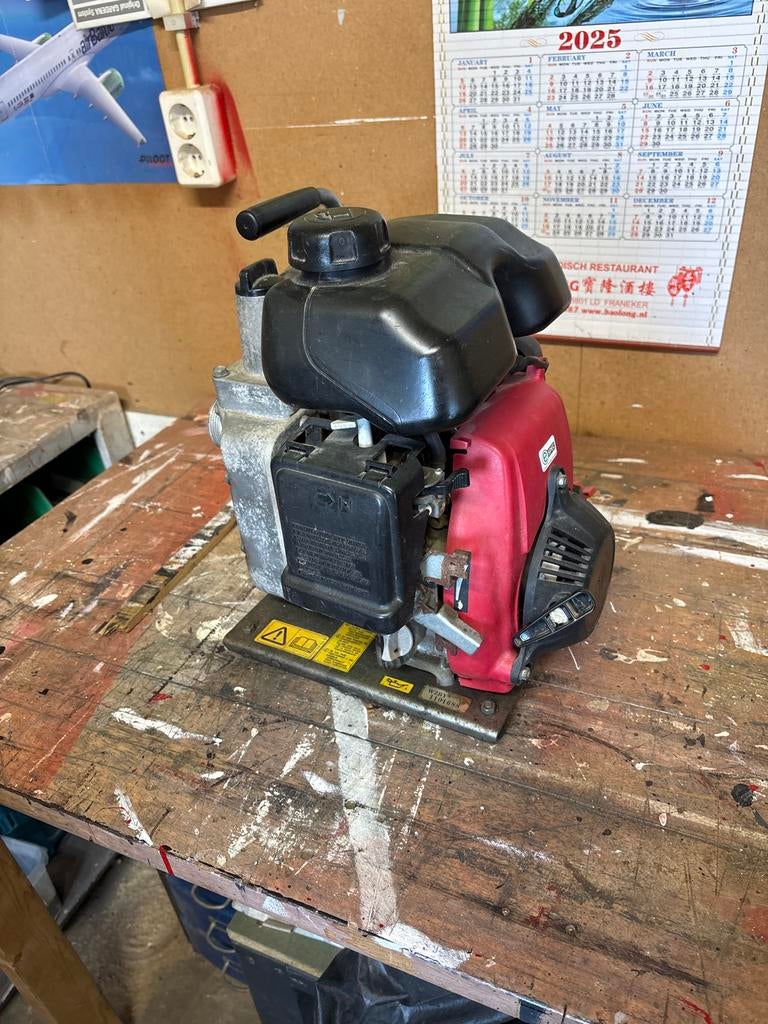 Honda waterpomp - Krachtige en betrouwbare pomp, Tuin en Terras, Waterpompen, Ophalen, Zo goed als nieuw, Handmatig, Overige typen