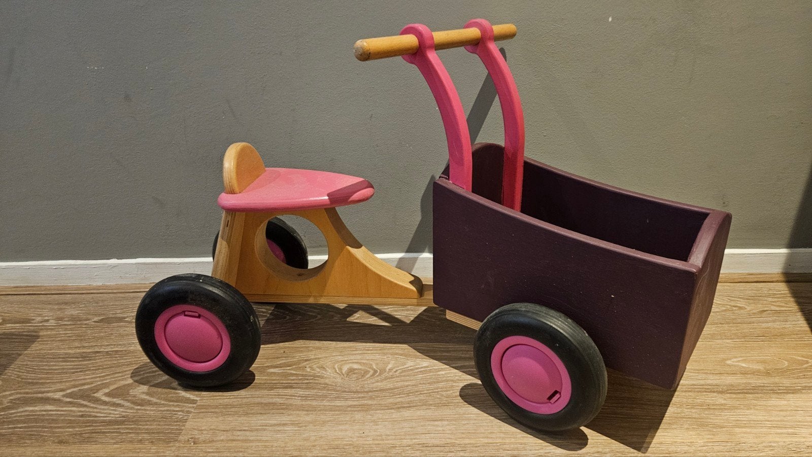Van Dijk Toys Houten Loopfiets met Bak (Bakfiets), Ophalen, Zo goed als nieuw, Loopfiets