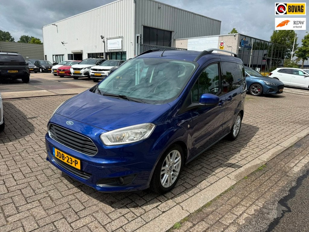 Ford TOURNEO COURIER , Airco, Nieuwe Distributie Nette auto, Auto's, Voorwielaandrijving, Euro 5, Gebruikt, Beige
