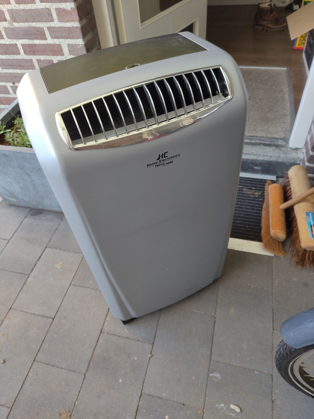 Mobiele airco - oud maar werkt nog, Ophalen, Gebruikt, Minder dan 60 m³, Timer