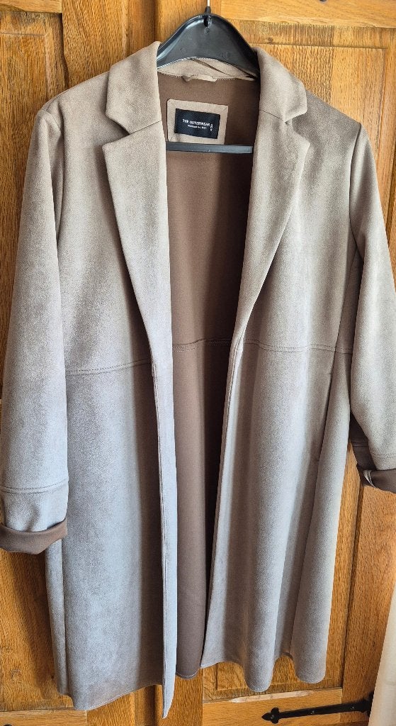!!! Nieuw!!! lange suedine overjas/vest, Ophalen, Beige, Maat 42/44 (L), Nieuw