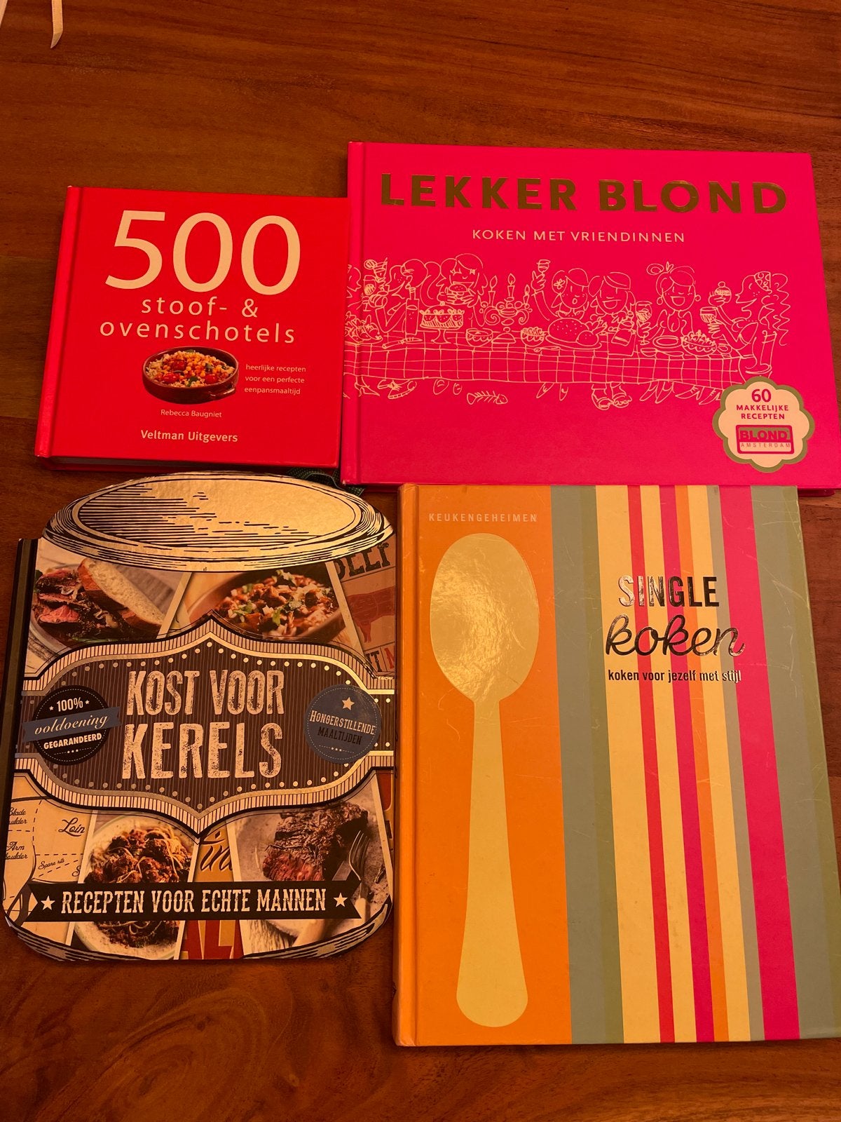 Kookboeken set: Stoofschotels, Blond, Mannen en Single Koken, Ophalen of Verzenden, Gelezen, Hoofdgerechten