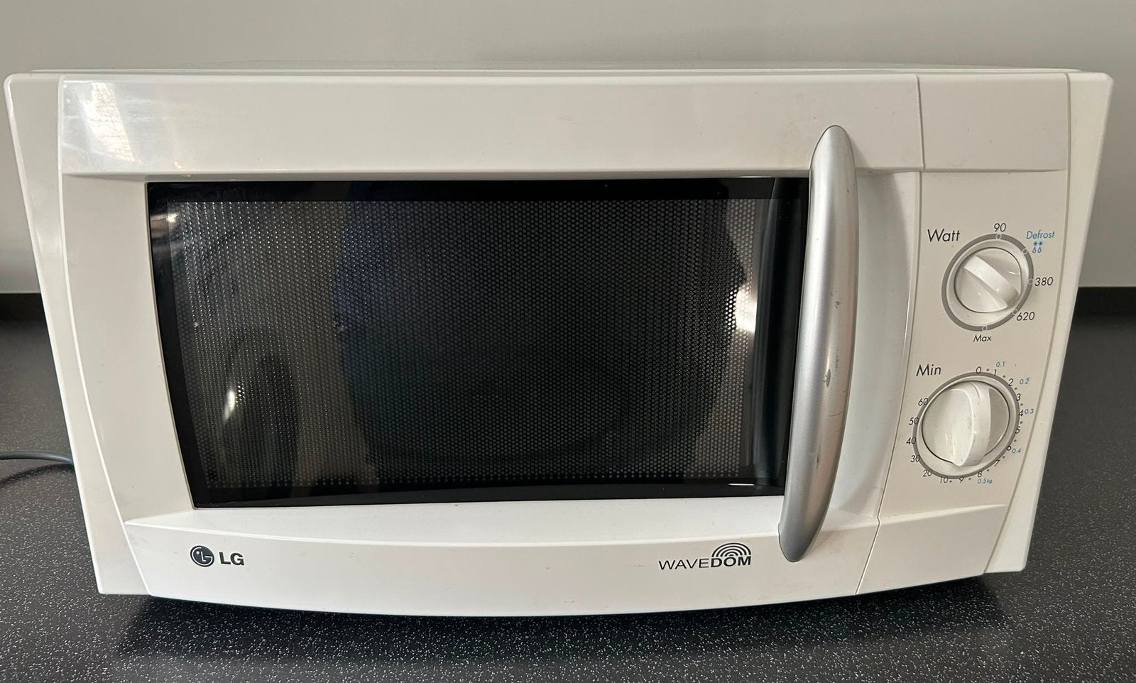 Magnetron: 51x42x23 Wegens verhuizing te koop!, Ophalen, Hete lucht, Draaiplateau, Magnetron