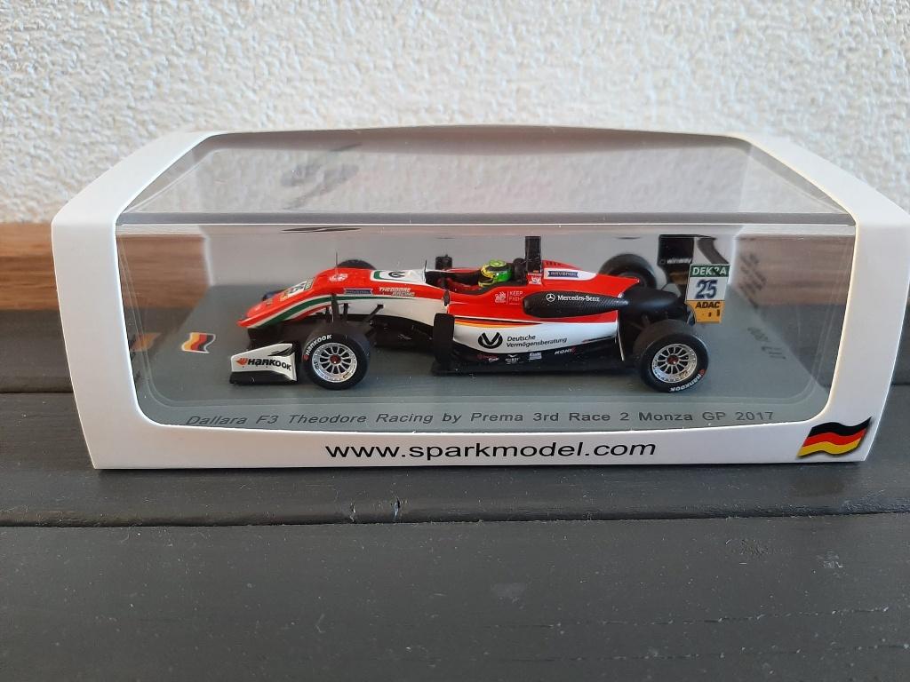 1:43 Mick Schumacher Dallara F3 Theodore Racing Monza 2017, Ophalen of Verzenden, Nieuw, Auto, MiniChamps